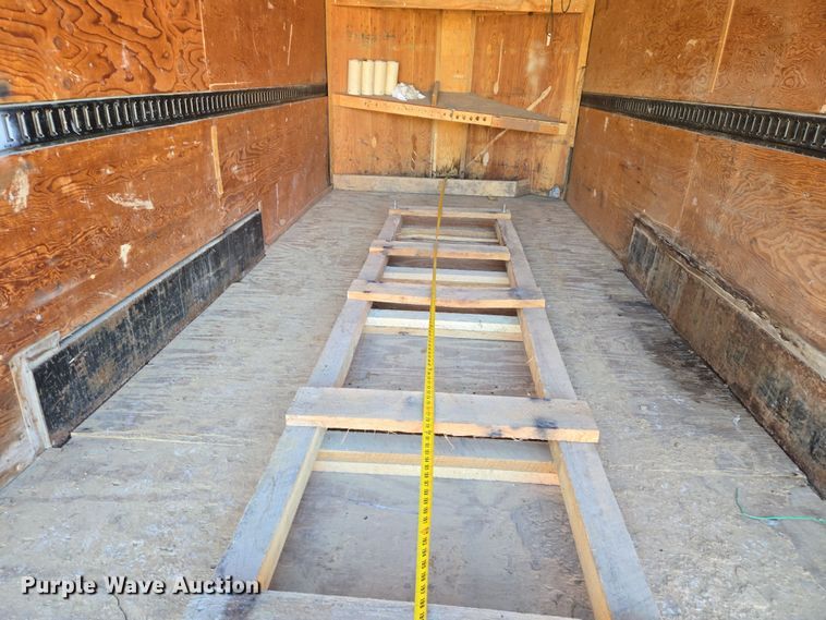 image for item DS5303 2002 Interstate enclosed cargo trailer