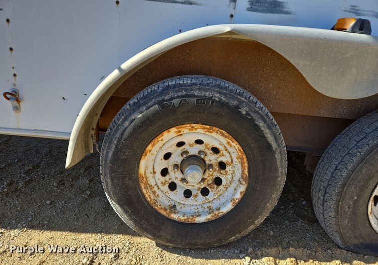 image for item DS5303 2002 Interstate enclosed cargo trailer