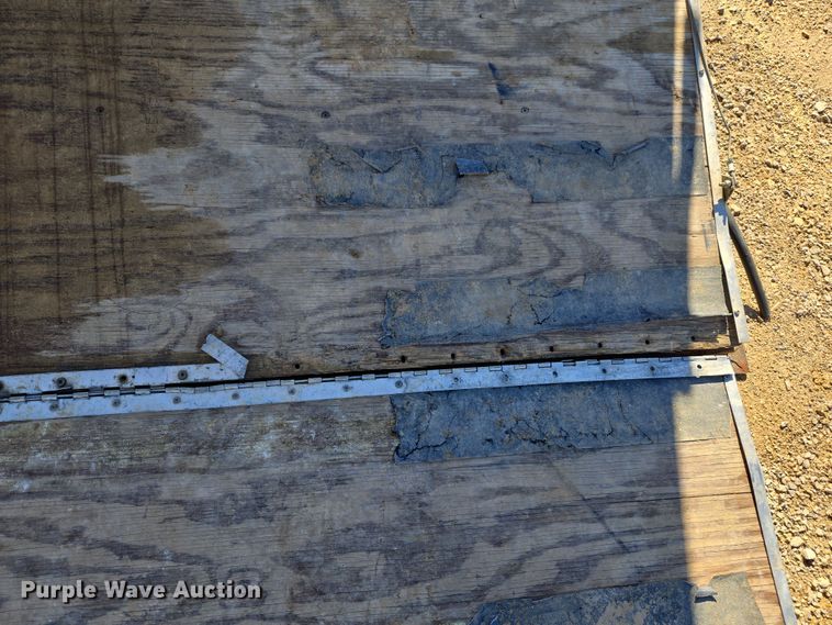 image for item DS5304 1999 Pace American enclosed cargo trailer