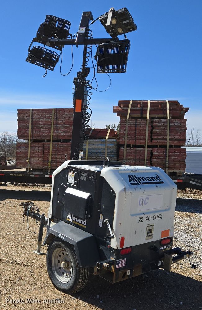 image for item DS5305 2018 Allmand Night-Lite V-Series light plant