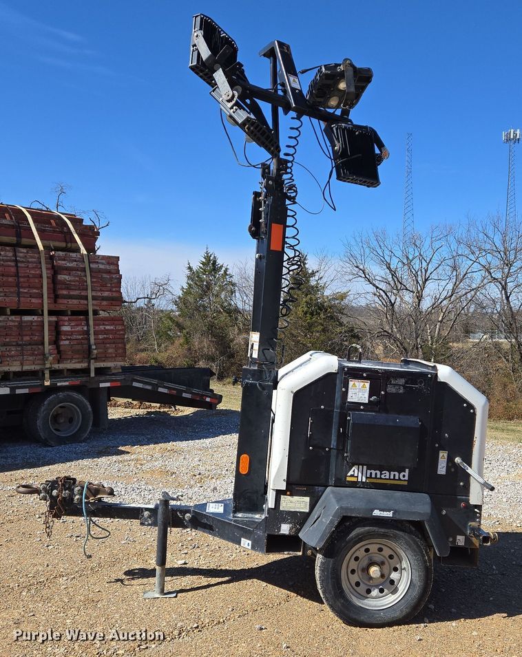 image for item DS5305 2018 Allmand Night-Lite V-Series light plant