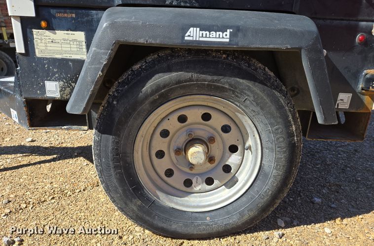 image for item DS5305 2018 Allmand Night-Lite V-Series light plant