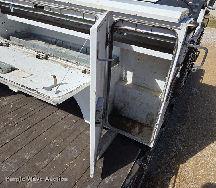 image for item DS5306 Stahl utility bed