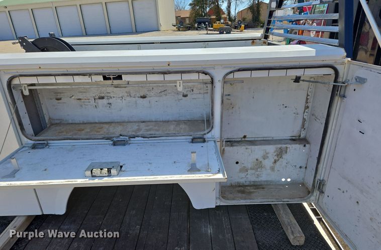 image for item DS5306 Stahl utility bed