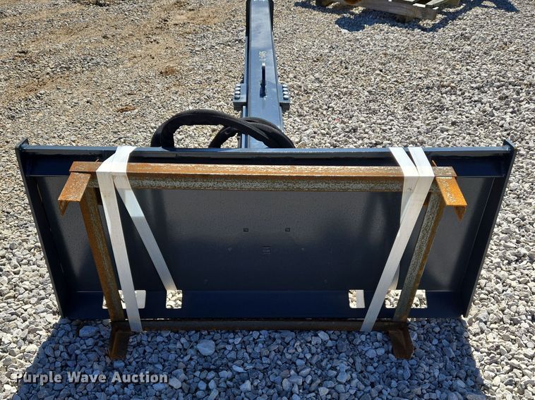 image for item DS5308 Handy HLS35 skid steer log splitter