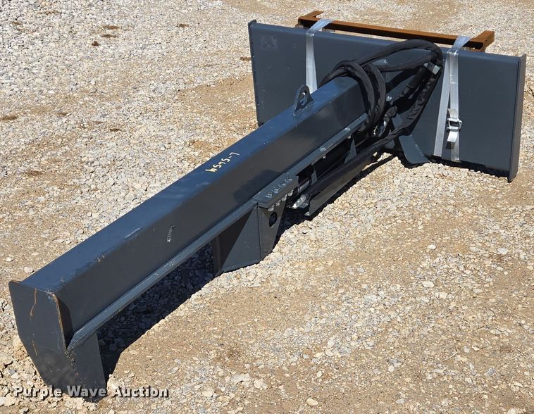 image for item DS5309 Handy HLS35 skid steer log splitter