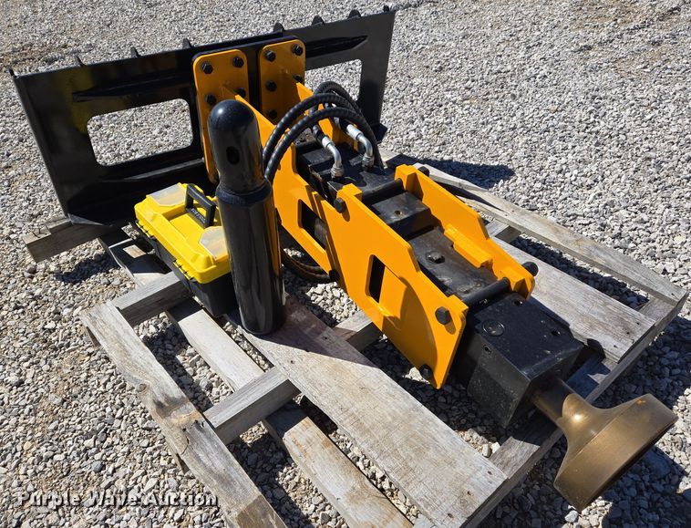 image for item DS5310 Skid steer post driver