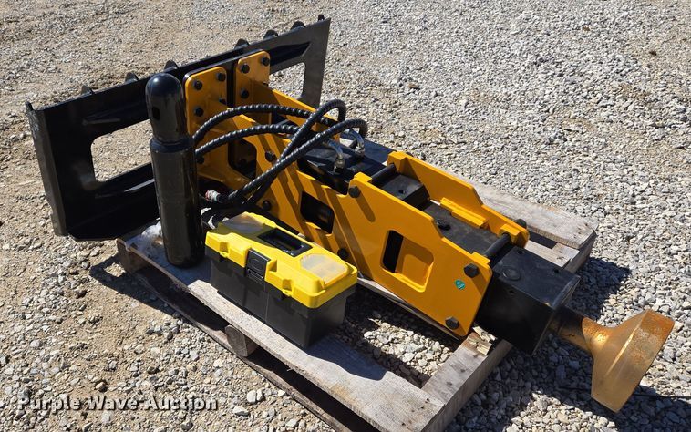 image for item DS5312 2024 Future FT-D680 skid steer post Driver