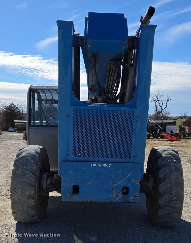 image for item DS5320 2007 Genie GTH-1056 telehandler