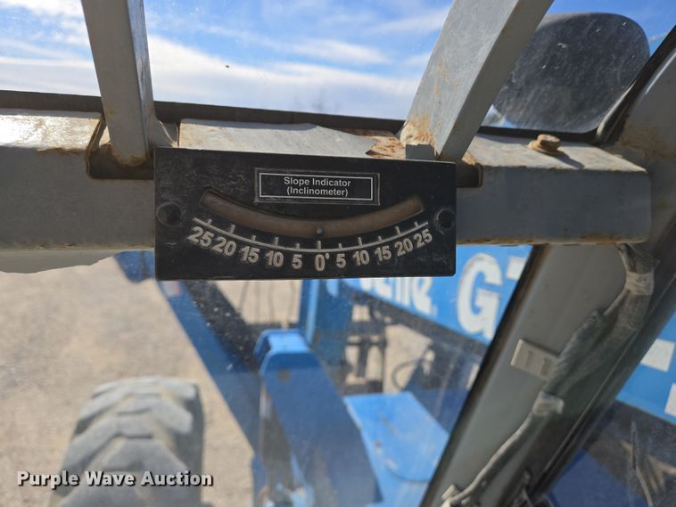 image for item DS5320 2007 Genie GTH-1056 telehandler