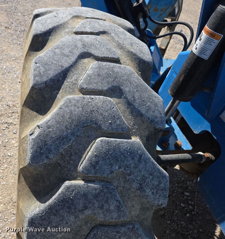 image for item DS5320 2007 Genie GTH-1056 telehandler