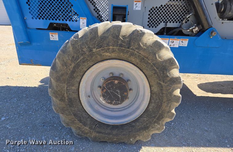 image for item DS5320 2007 Genie GTH-1056 telehandler