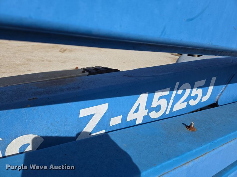 image for item DS5321 2008 Genie Z-45/25 boom lift