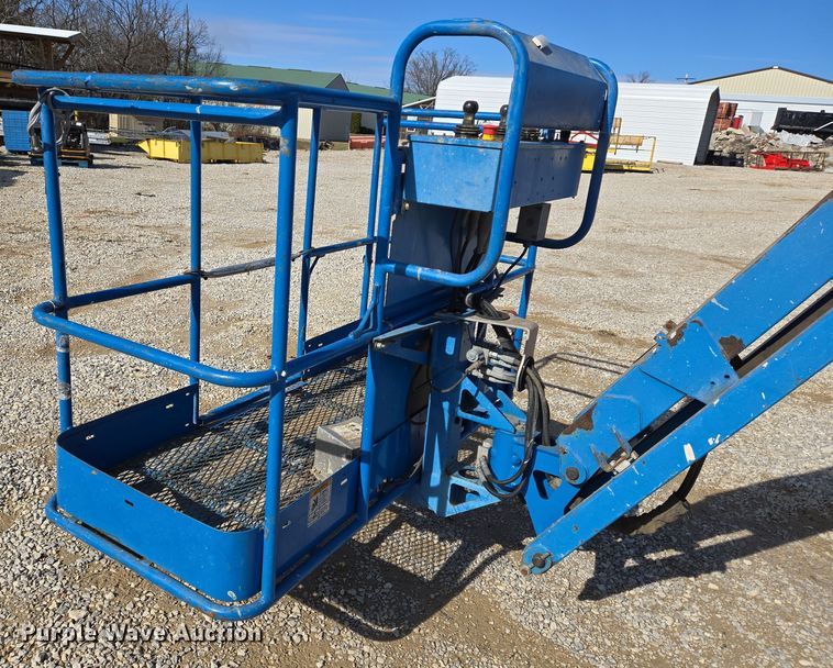 image for item DS5321 2008 Genie Z-45/25 boom lift