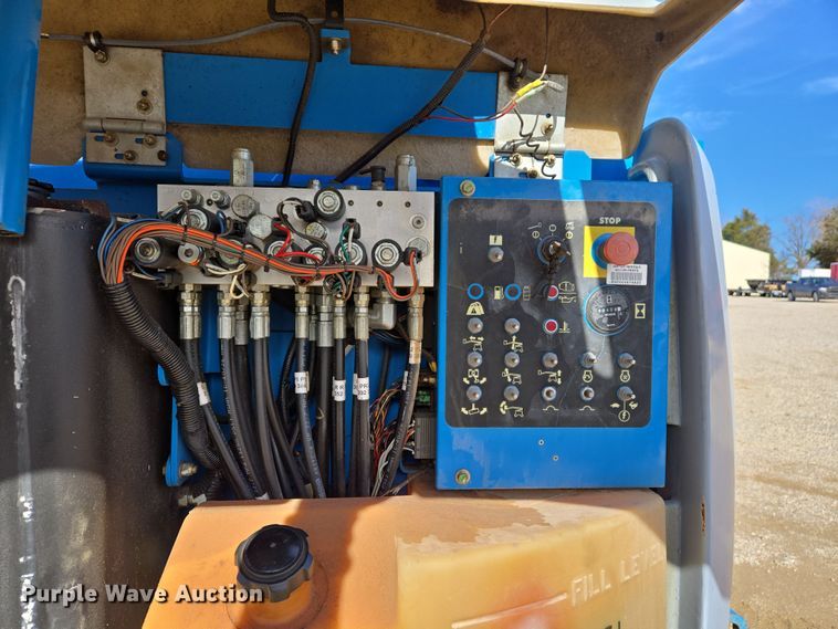 image for item DS5321 2008 Genie Z-45/25 boom lift