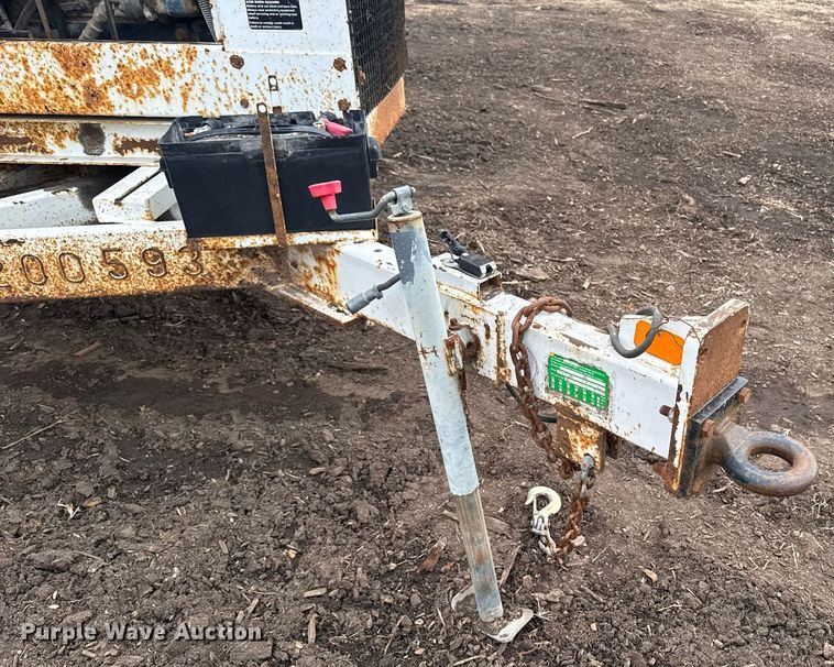 image for item DT0623 2008 Altec DC-1217 wood chipper