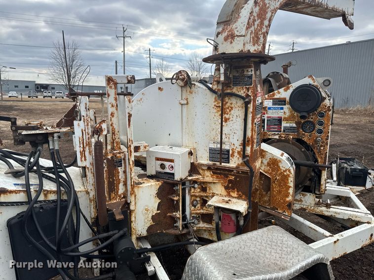image for item DT0623 2008 Altec DC-1217 wood chipper