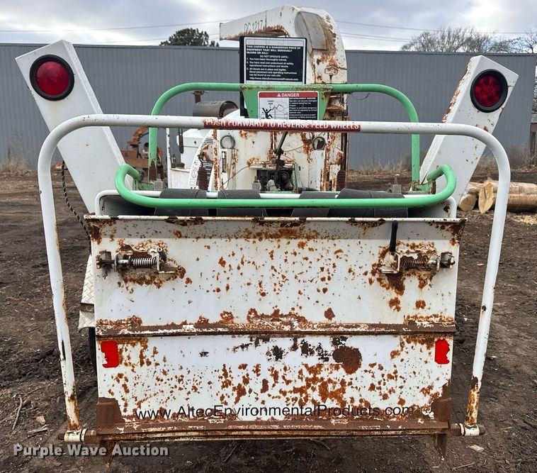 image for item DT0623 2008 Altec DC-1217 wood chipper