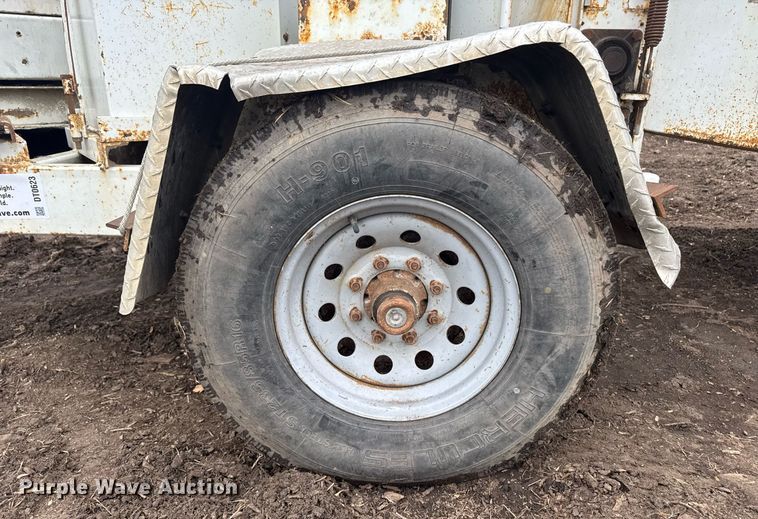 image for item DT0623 2008 Altec DC-1217 wood chipper