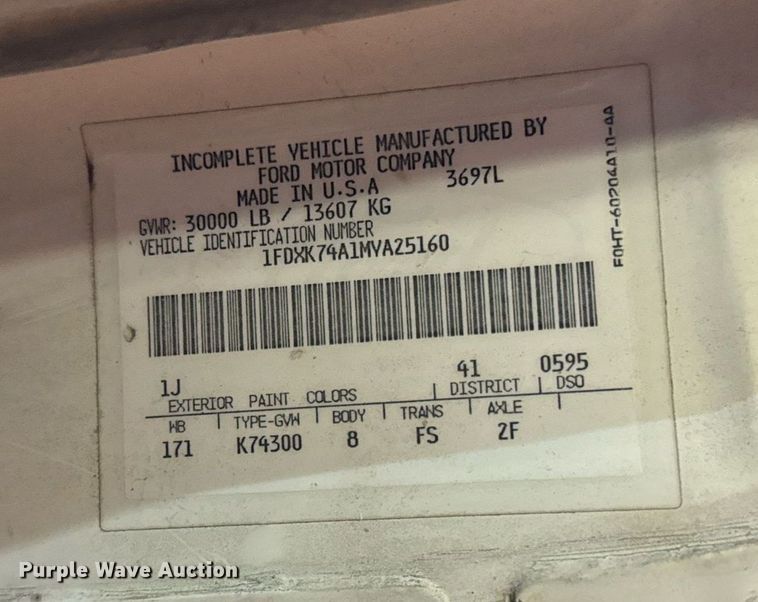 image for item DT0663 1991 Ford F700 winch truck