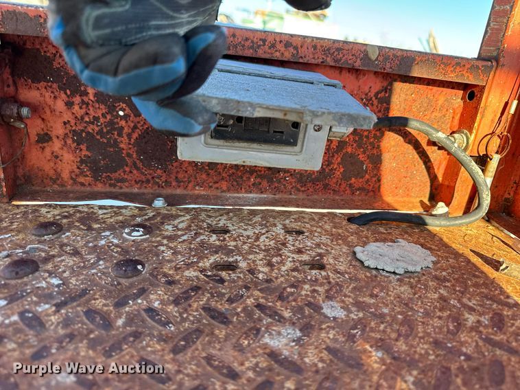 image for item DT0669 2006 Skyjack SJ7127 scissor lift