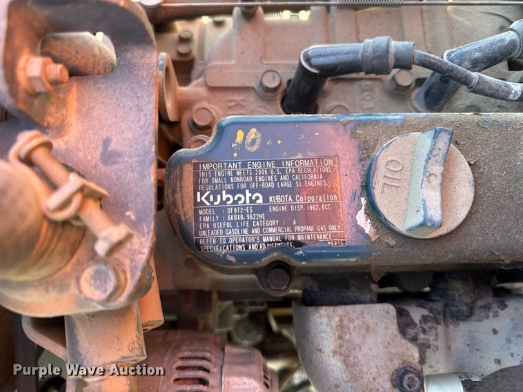 image for item DT0669 2006 Skyjack SJ7127 scissor lift