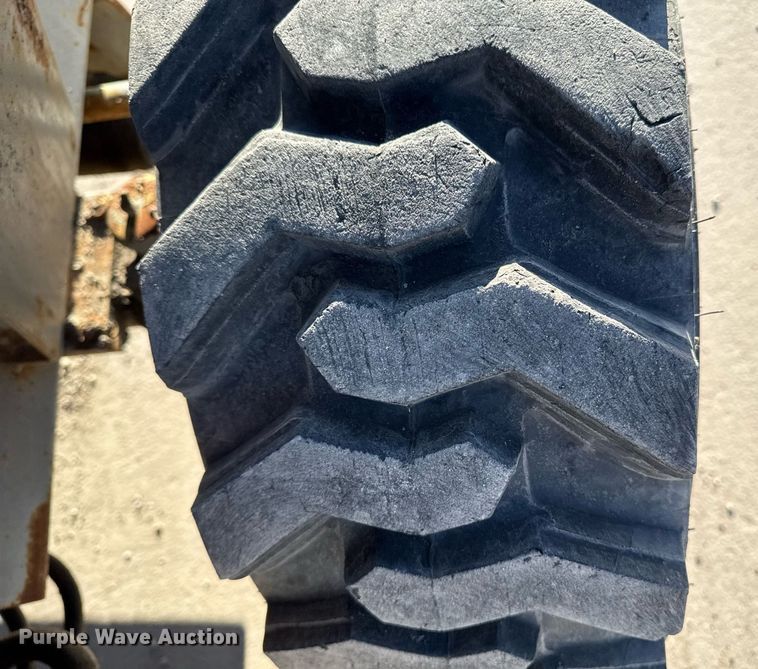 image for item DT0669 2006 Skyjack SJ7127 scissor lift