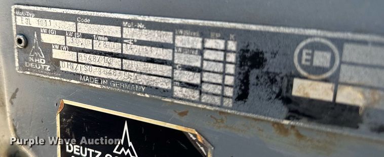 image for item DT0670 1995 Ingersoll Rand DD-22 double drum vibratory roller