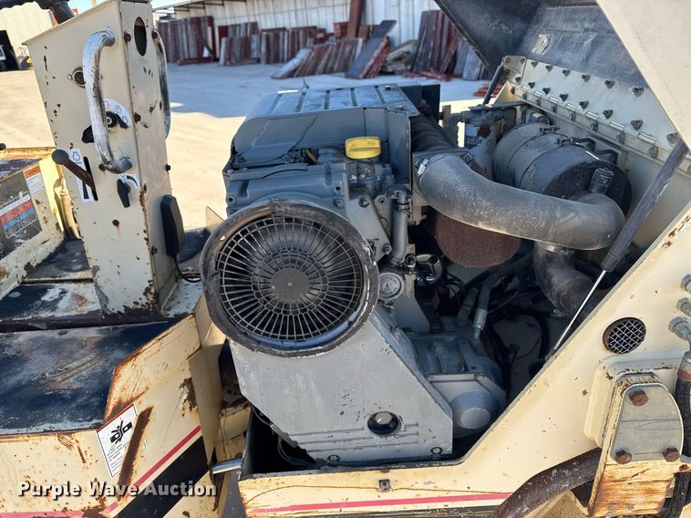 image for item DT0670 1995 Ingersoll Rand DD-22 double drum vibratory roller