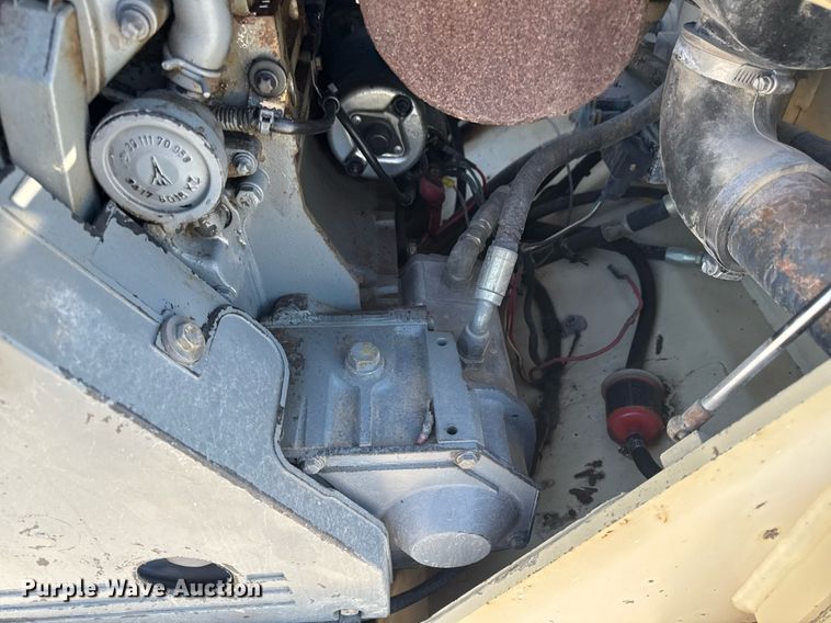 image for item DT0670 1995 Ingersoll Rand DD-22 double drum vibratory roller