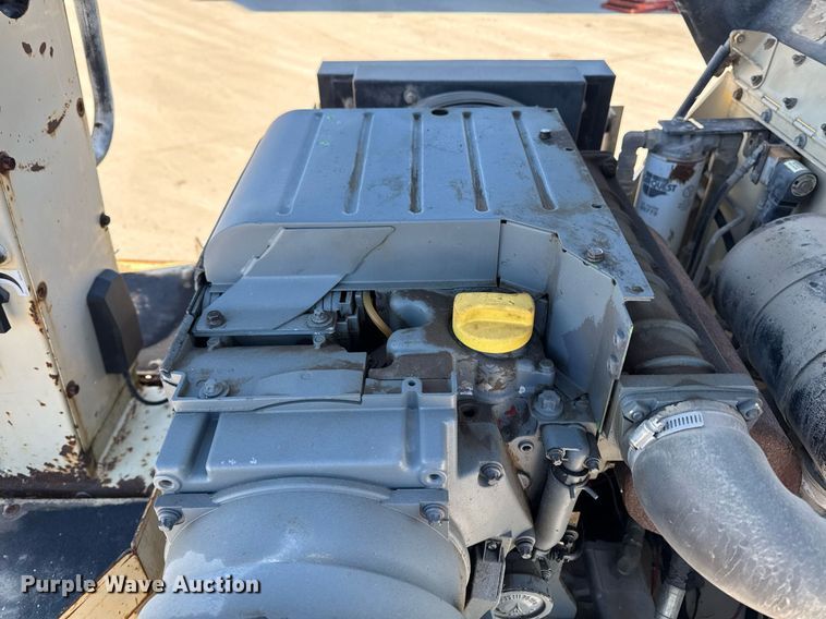 image for item DT0670 1995 Ingersoll Rand DD-22 double drum vibratory roller