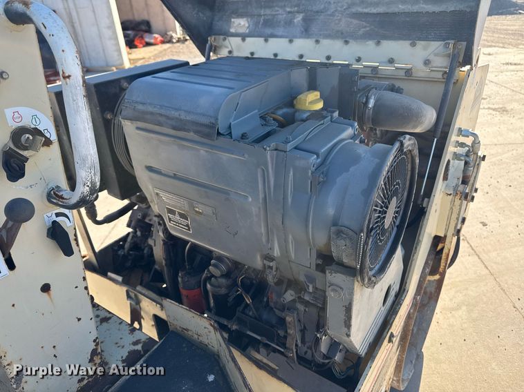 image for item DT0670 1995 Ingersoll Rand DD-22 double drum vibratory roller