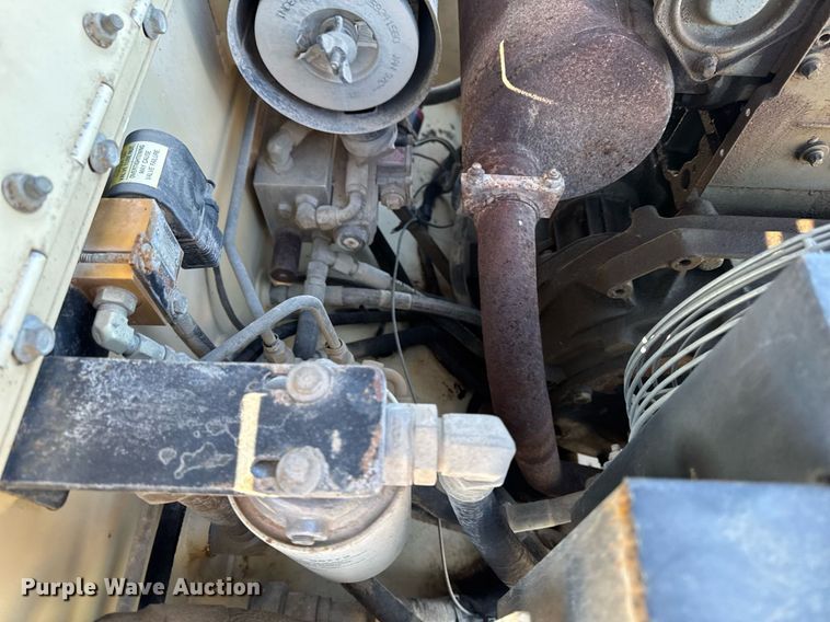 image for item DT0670 1995 Ingersoll Rand DD-22 double drum vibratory roller