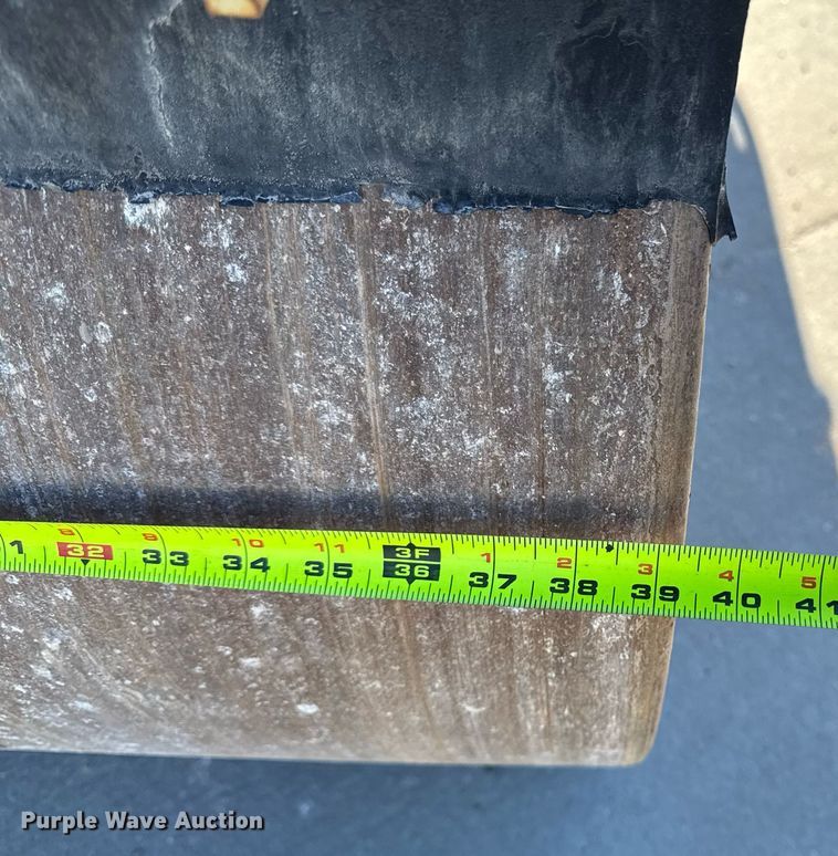 image for item DT0670 1995 Ingersoll Rand DD-22 double drum vibratory roller