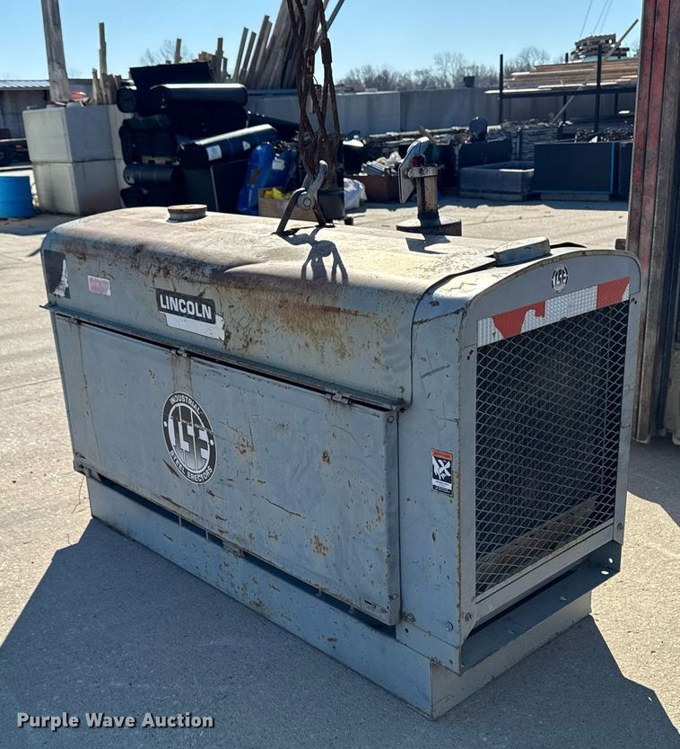 image for item DT0672 Lincoln Electric Shield-Arc SA-250 welder/generator