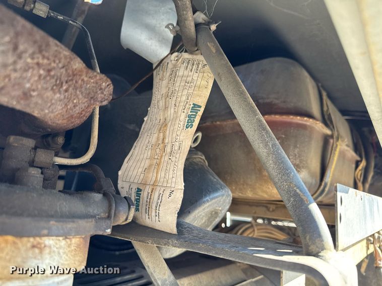 image for item DT0672 Lincoln Electric Shield-Arc SA-250 welder/generator