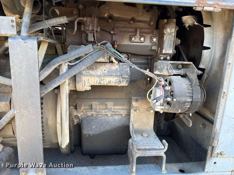 image for item DT0672 Lincoln Electric Shield-Arc SA-250 welder/generator