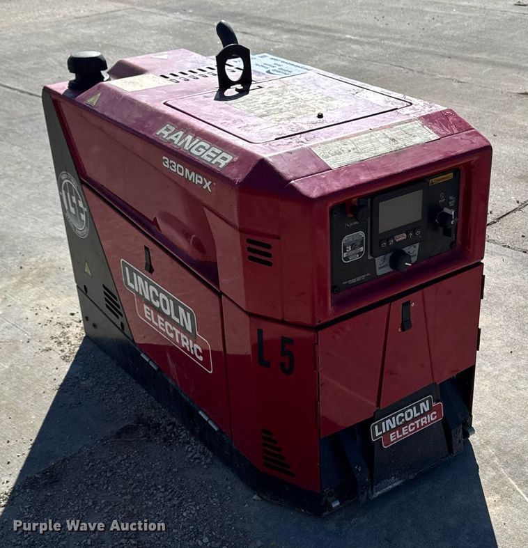 image for item DT0674 Lincoln Electric Ranger 330 MPX welder