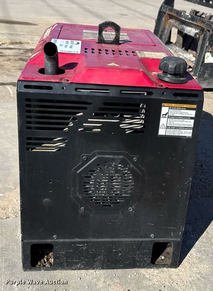 image for item DT0674 Lincoln Electric Ranger 330 MPX welder