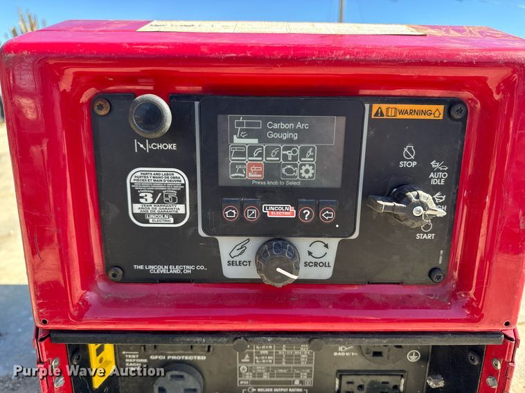 image for item DT0674 Lincoln Electric Ranger 330 MPX welder