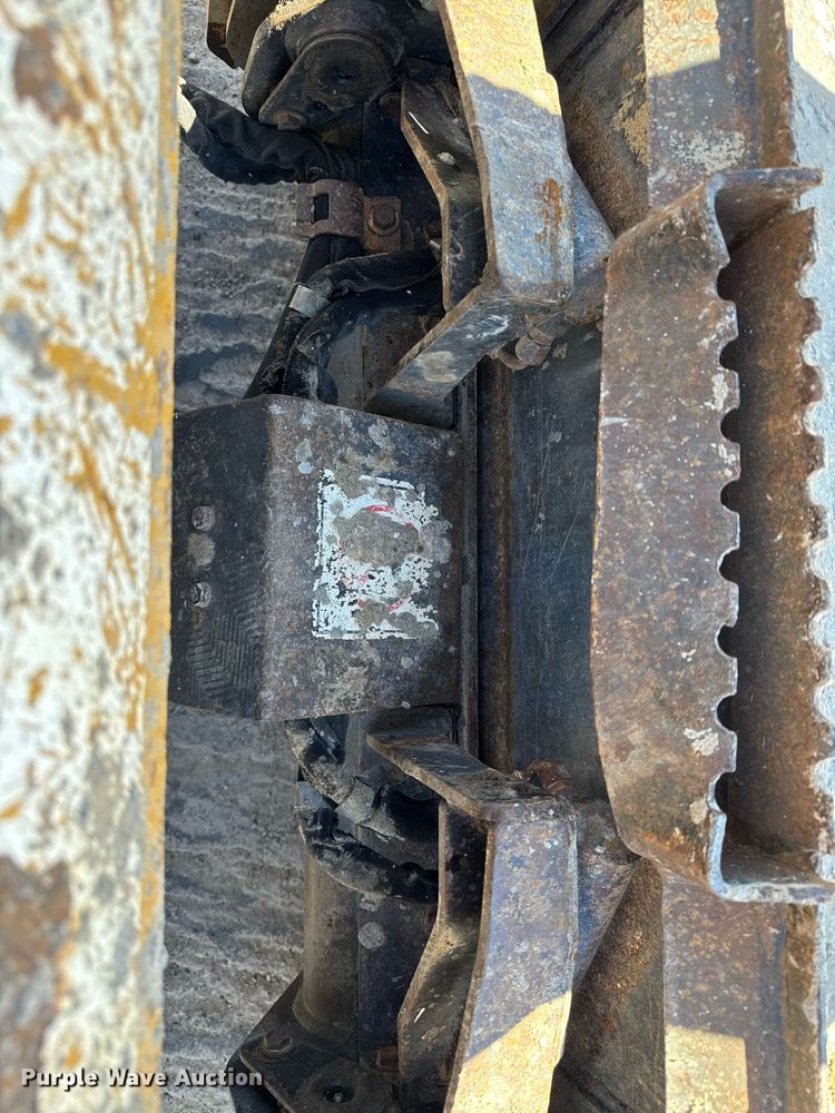 image for item DT0680 2011 Caterpillar 259B tracked skid steer loader