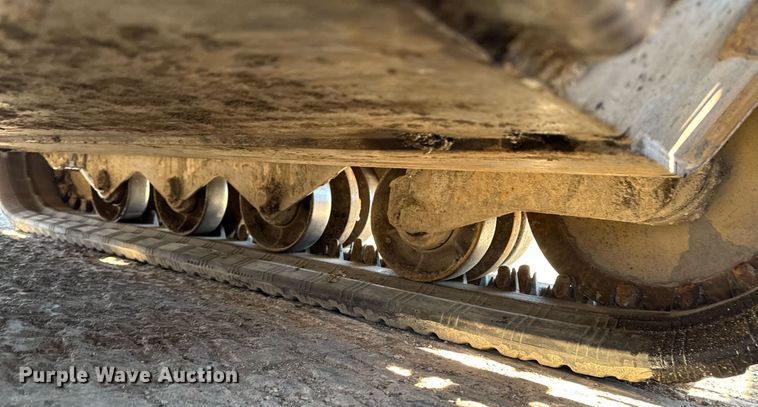 image for item DT0680 2011 Caterpillar 259B tracked skid steer loader