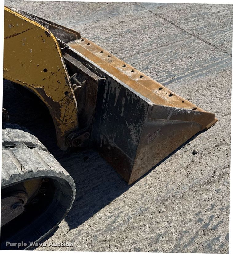 image for item DT0680 2011 Caterpillar 259B tracked skid steer loader