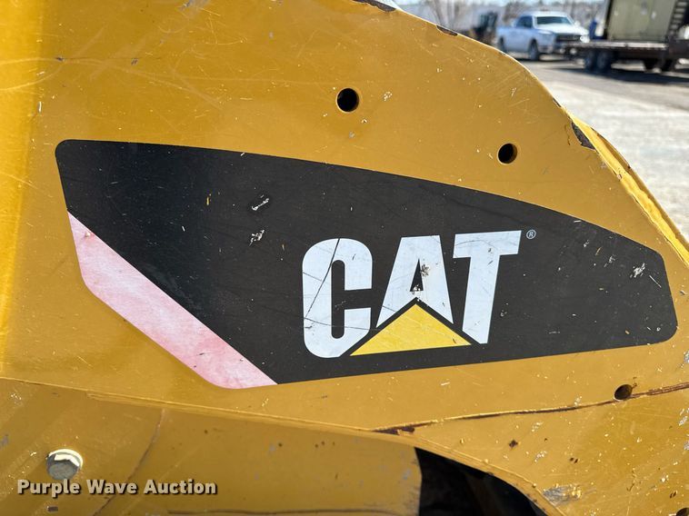 image for item DT0680 2011 Caterpillar 259B tracked skid steer loader