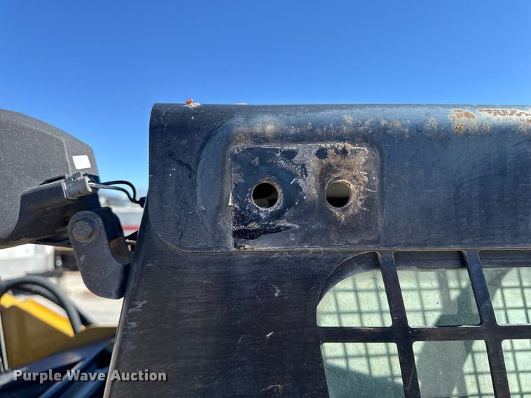 image for item DT0680 2011 Caterpillar 259B tracked skid steer loader