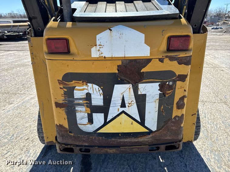 image for item DT0680 2011 Caterpillar 259B tracked skid steer loader