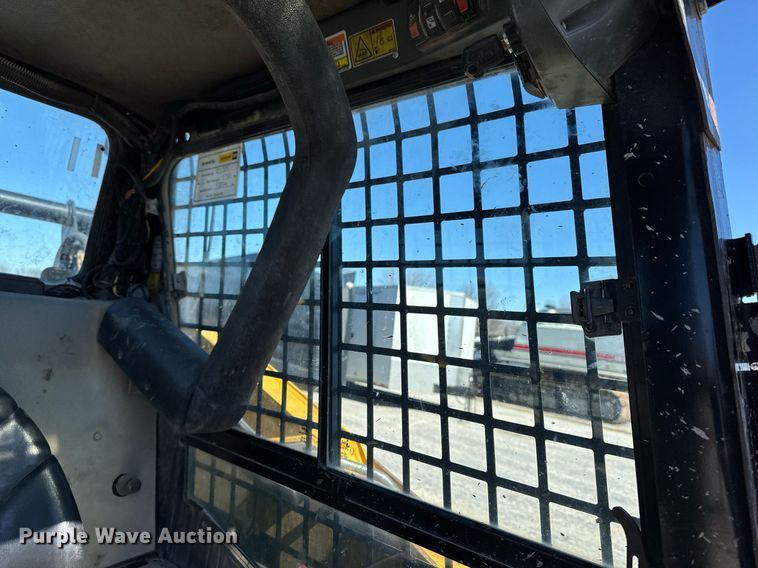 image for item DT0680 2011 Caterpillar 259B tracked skid steer loader