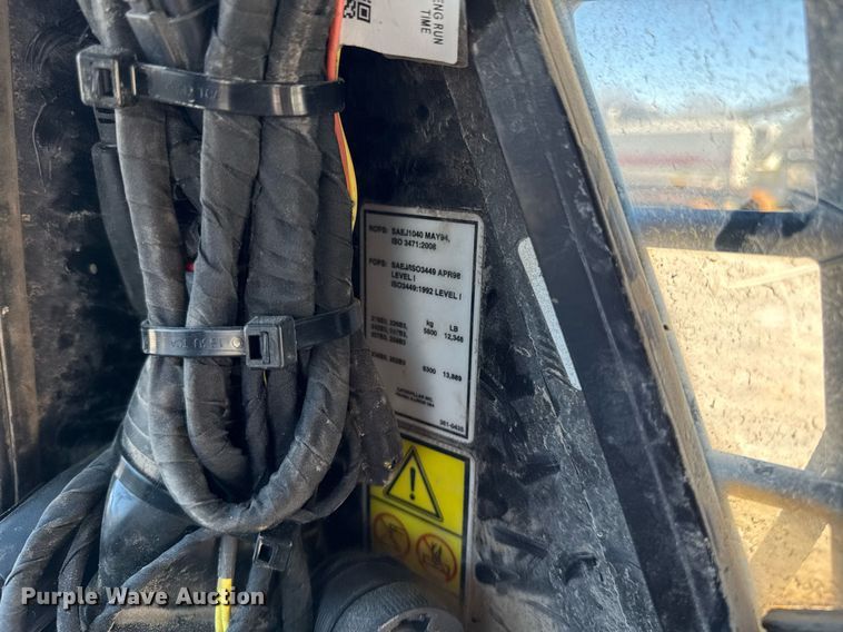 image for item DT0680 2011 Caterpillar 259B tracked skid steer loader