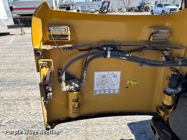 image for item DT0680 2011 Caterpillar 259B tracked skid steer loader