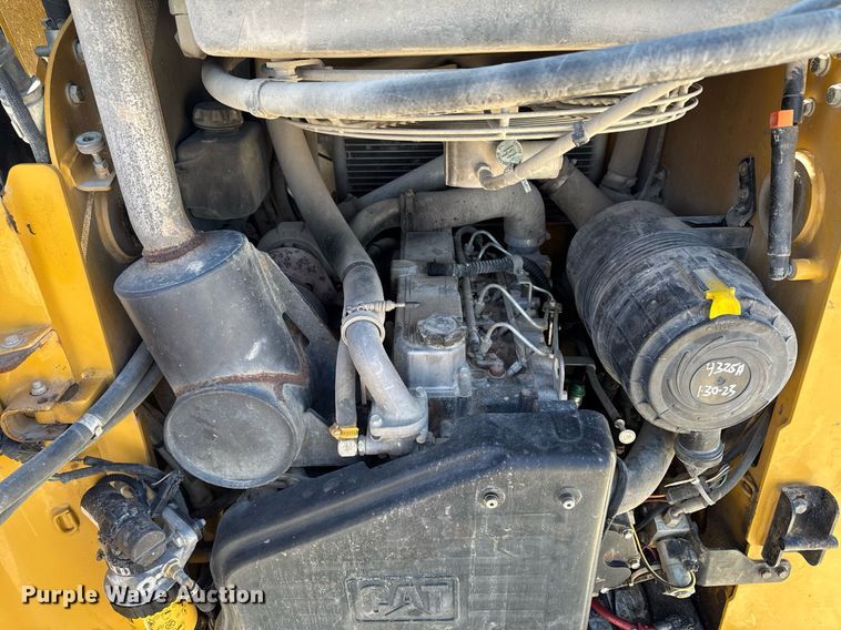 image for item DT0680 2011 Caterpillar 259B tracked skid steer loader